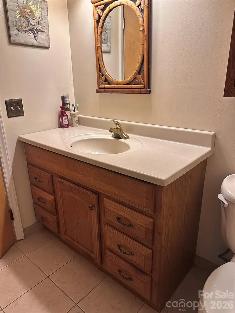 523 Boxwood Street Hudson NC 38638