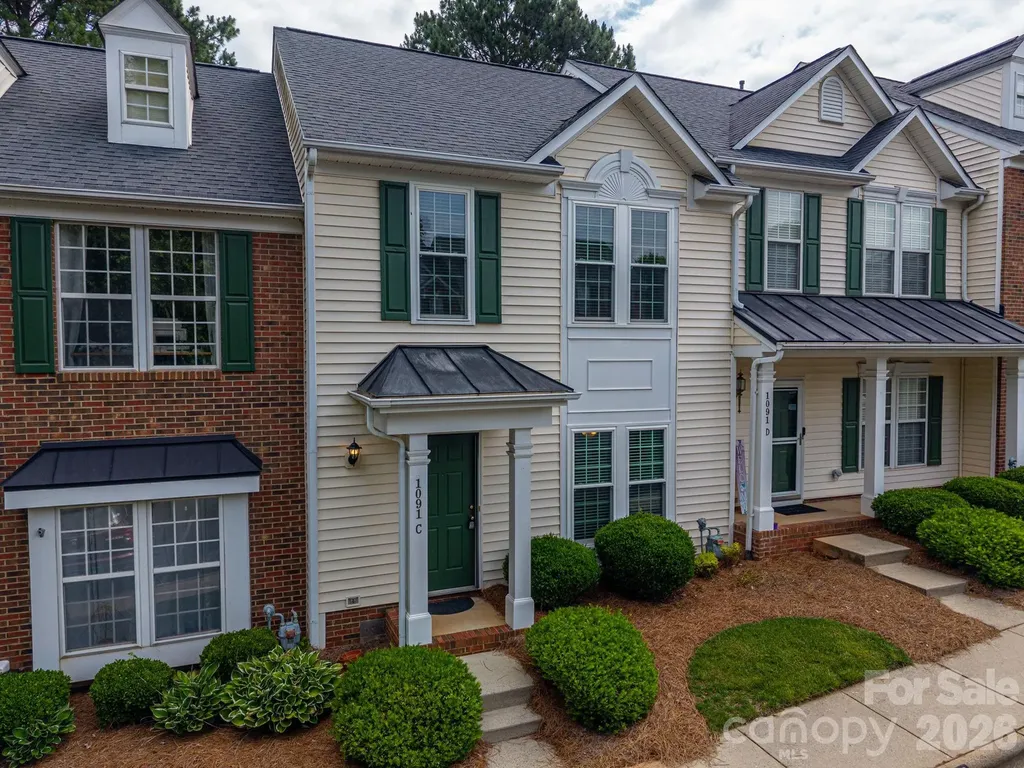 1091 Cramerton Village Drive Cramerton NC 28032
