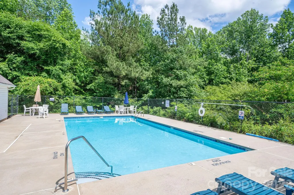 1091 Cramerton Village Drive Cramerton NC 28032