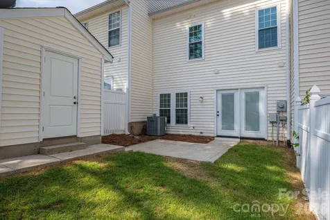 1091 Cramerton Village Drive Cramerton NC 28032