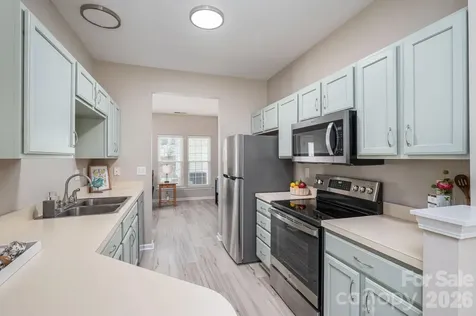 1091 Cramerton Village Drive Cramerton NC 28032