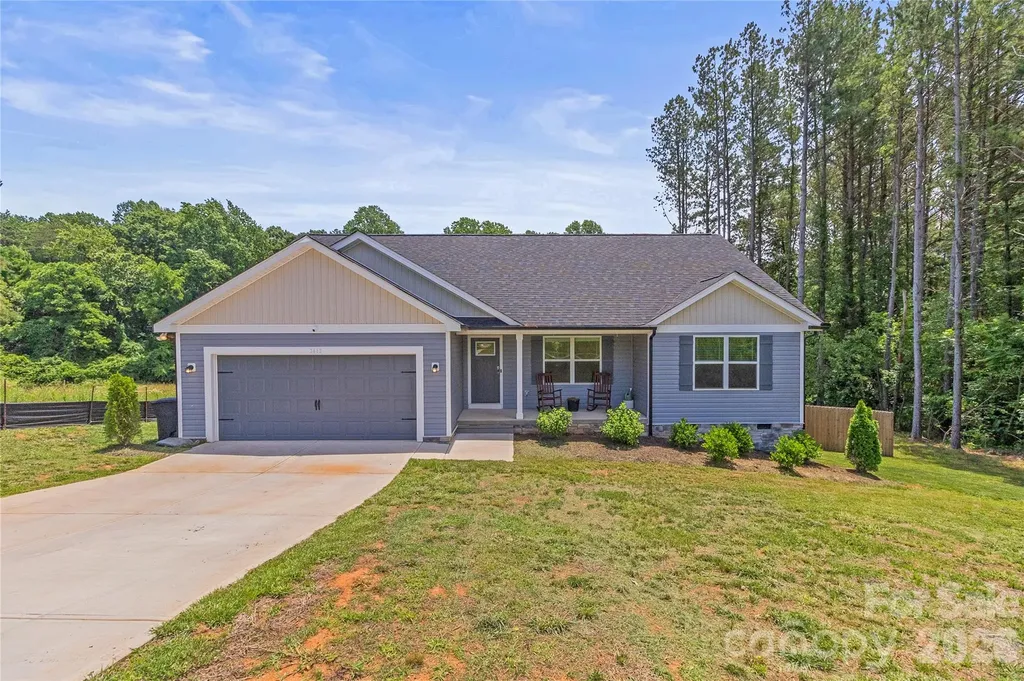 2412 Mintew Circle Lincolnton NC 28092
