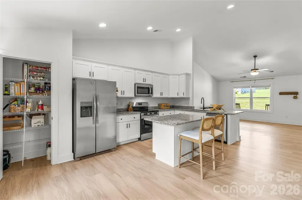 2412 Mintew Circle Lincolnton NC 28092