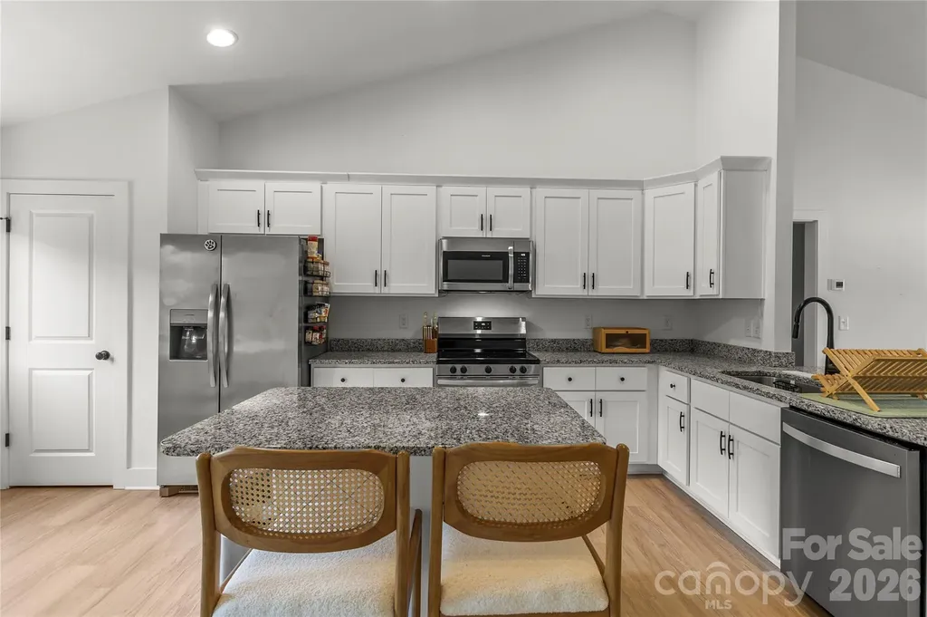 2412 Mintew Circle Lincolnton NC 28092