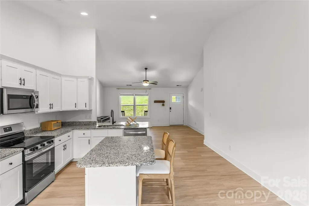 2412 Mintew Circle Lincolnton NC 28092