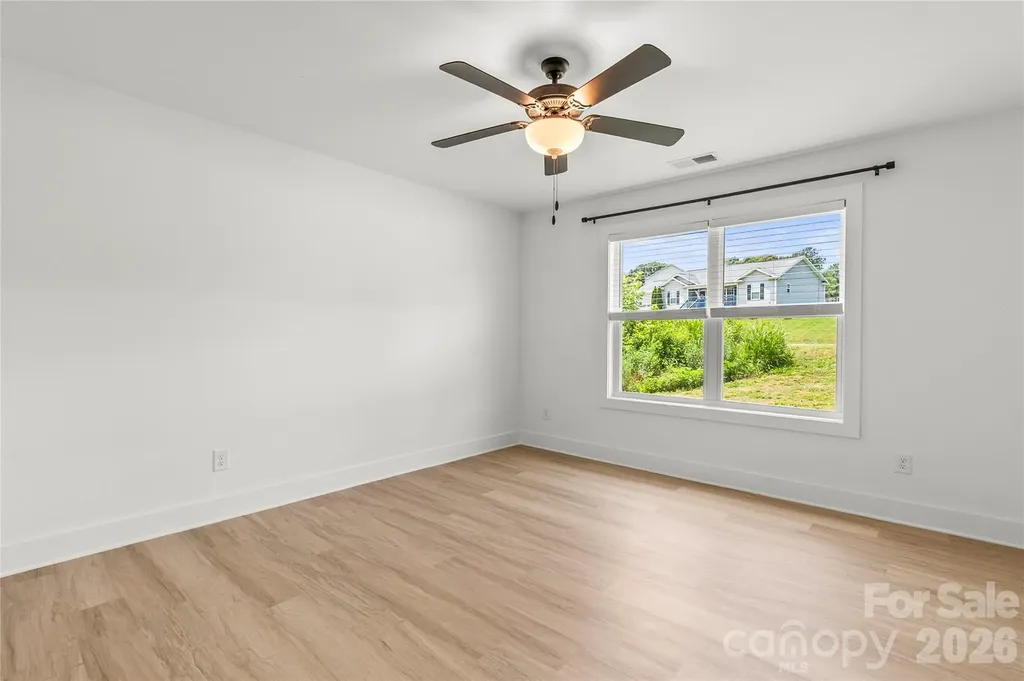 2412 Mintew Circle Lincolnton NC 28092