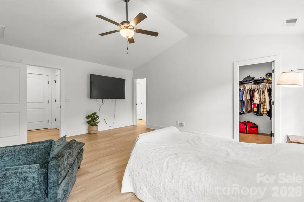 2412 Mintew Circle Lincolnton NC 28092