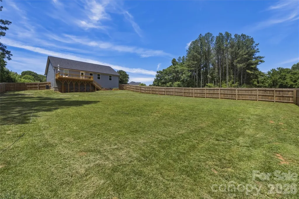2412 Mintew Circle Lincolnton NC 28092