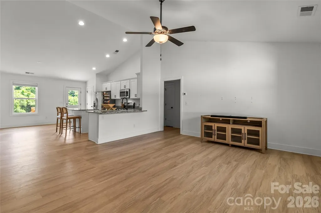 2412 Mintew Circle Lincolnton NC 28092