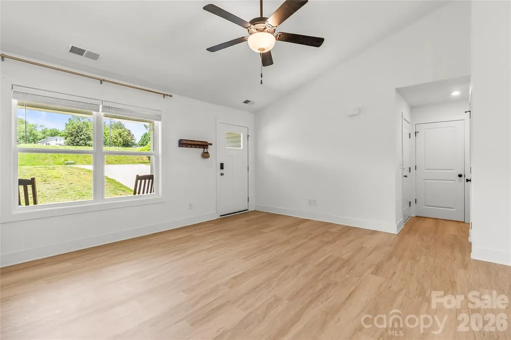 2412 Mintew Circle Lincolnton NC 28092