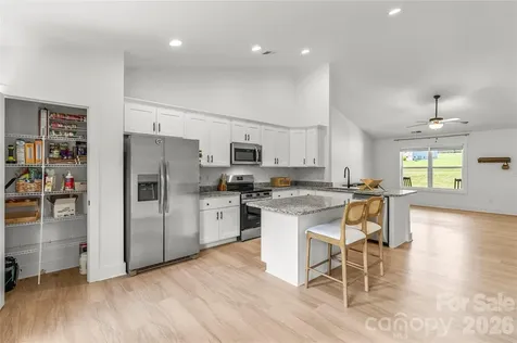 2412 Mintew Circle Lincolnton NC 28092