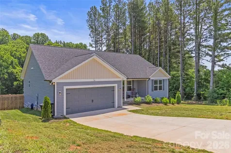2412 Mintew Circle Lincolnton NC 28092