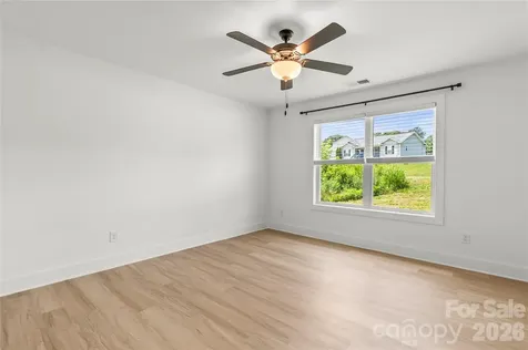 2412 Mintew Circle Lincolnton NC 28092