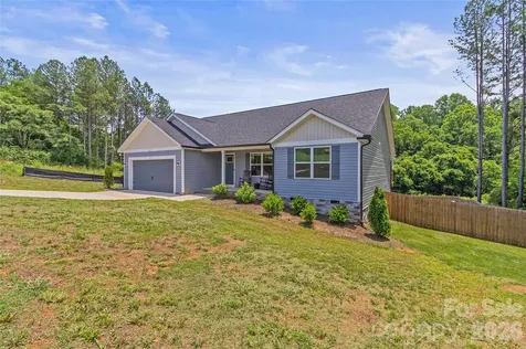 2412 Mintew Circle Lincolnton NC 28092