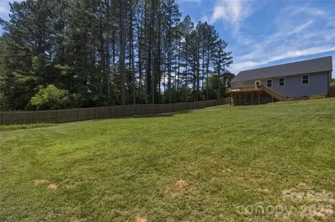 2412 Mintew Circle Lincolnton NC 28092