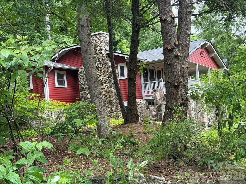 206 Chestnut Hill Road Gerton NC 28735