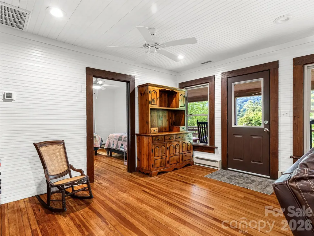 206 Chestnut Hill Road Gerton NC 28735