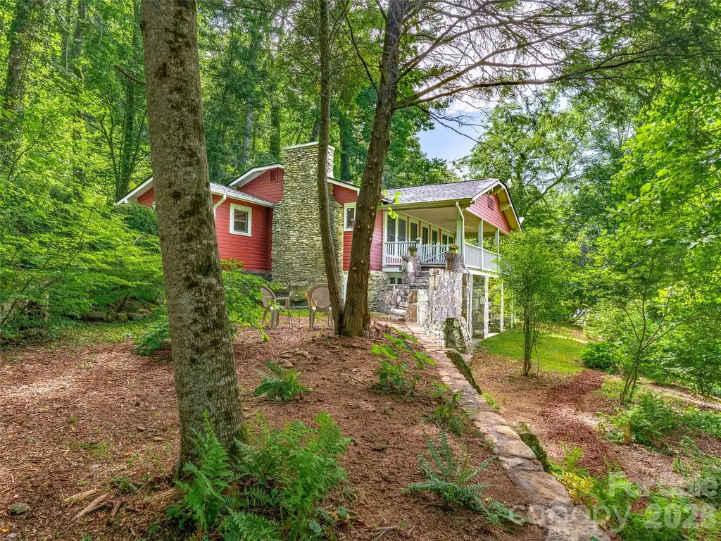 206 Chestnut Hill Road Gerton NC 28735