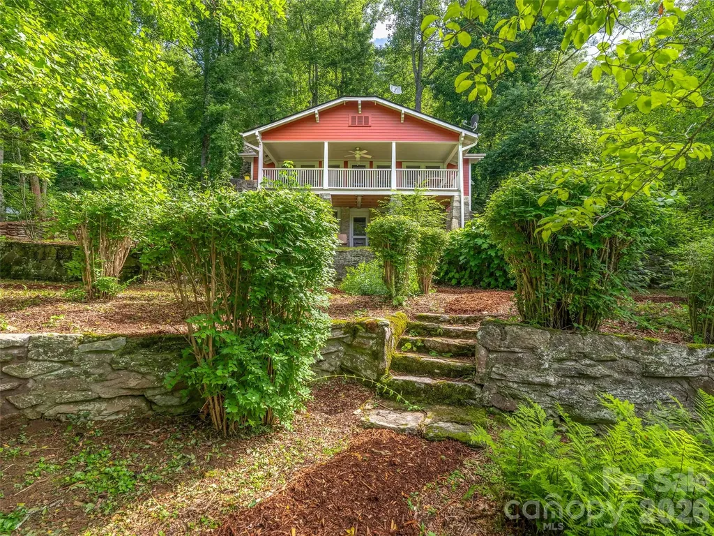 206 Chestnut Hill Road Gerton NC 28735