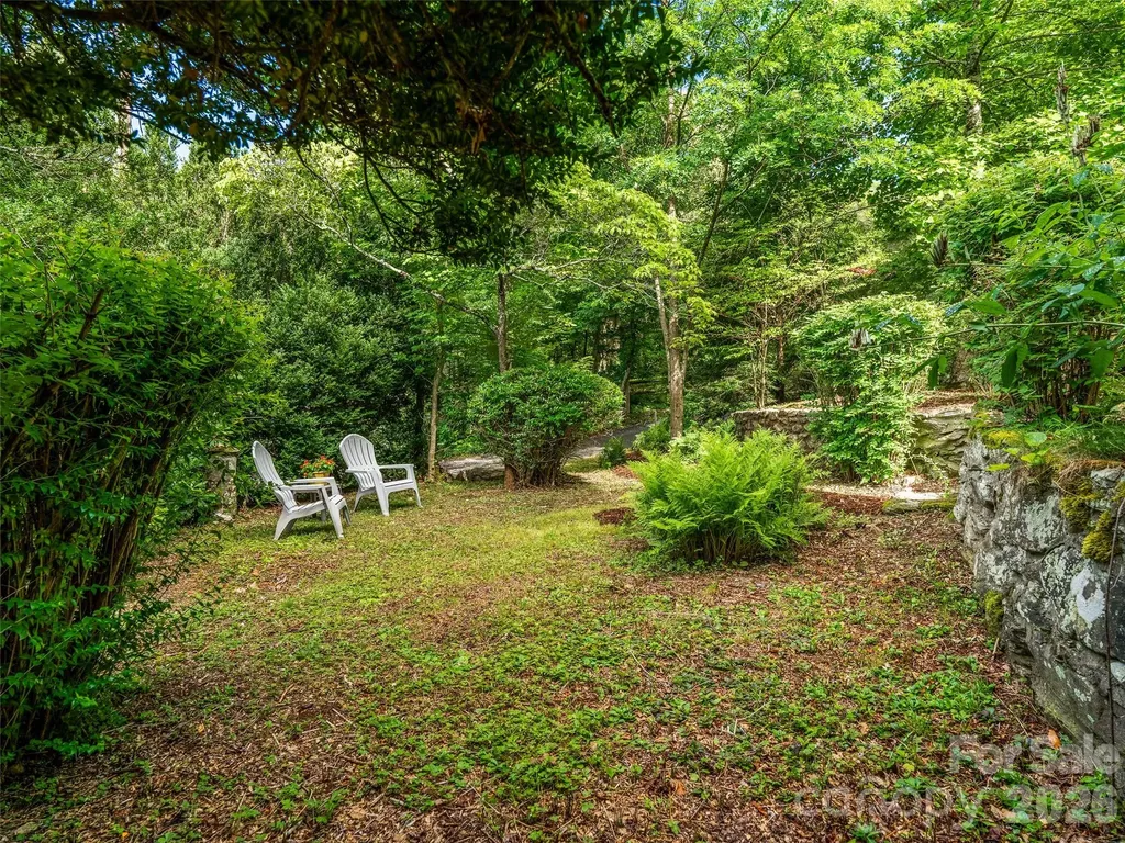 206 Chestnut Hill Road Gerton NC 28735