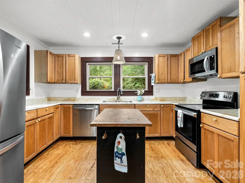 206 Chestnut Hill Road Gerton NC 28735