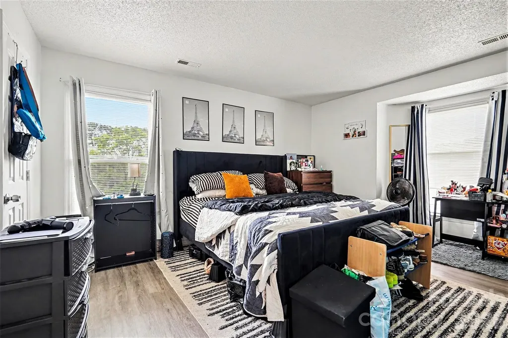 6223 Rosecroft Drive Charlotte NC 28215