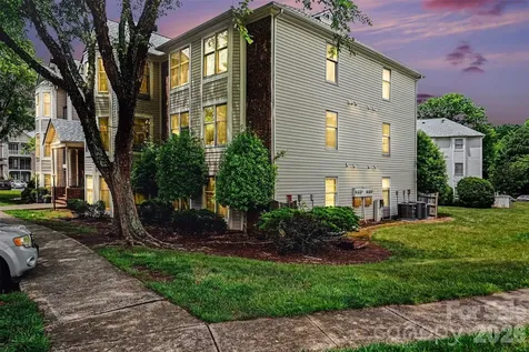 6223 Rosecroft Drive Charlotte NC 28215