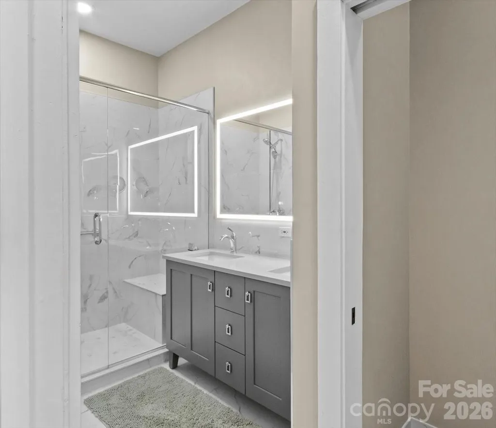30 Club Villa Court Burnsville NC 28714