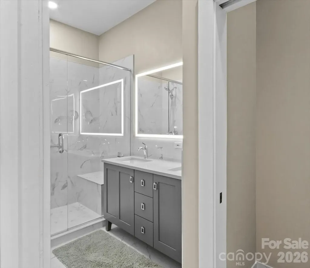 30 Club Villa Court Burnsville NC 28714