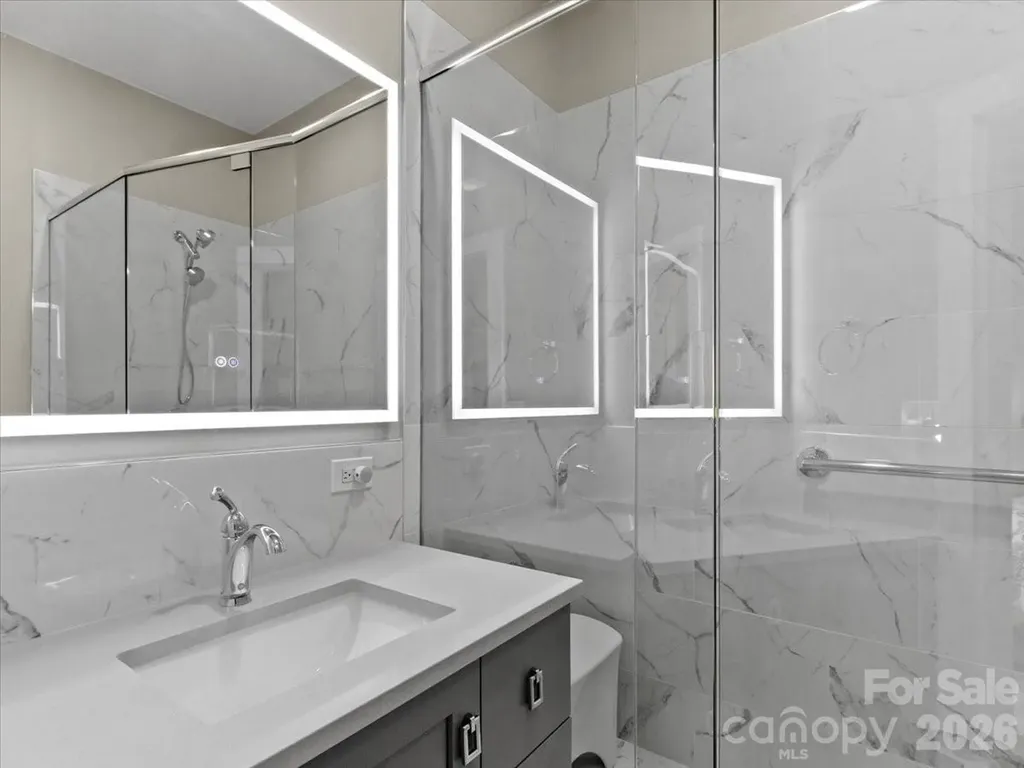 30 Club Villa Court Burnsville NC 28714