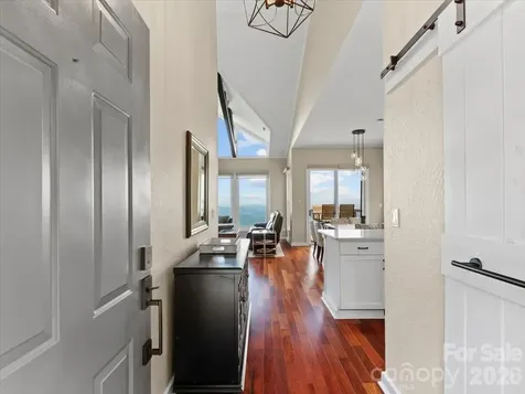 30 Club Villa Court Burnsville NC 28714