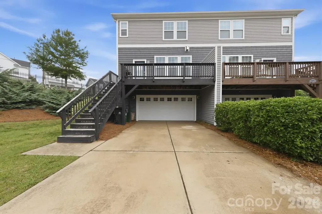 1502 Sharon Road W Charlotte NC 28210