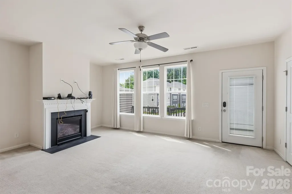 1502 Sharon Road W Charlotte NC 28210