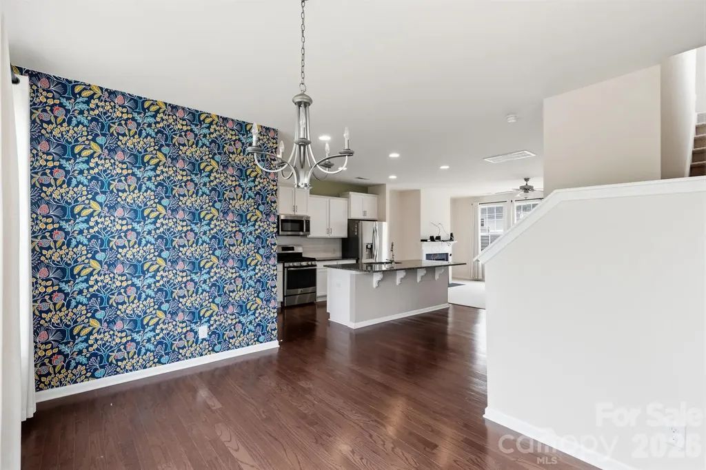 1502 Sharon Road W Charlotte NC 28210