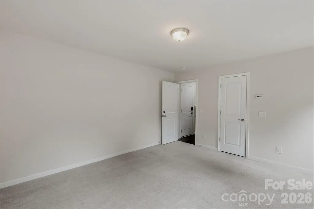1502 Sharon Road W Charlotte NC 28210