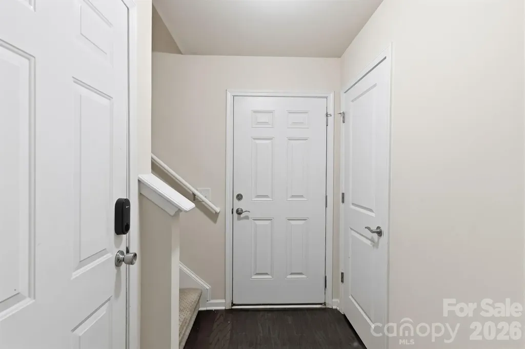 1502 Sharon Road W Charlotte NC 28210