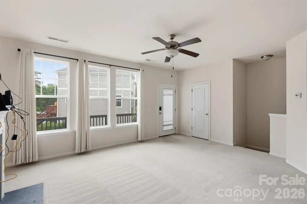 1502 Sharon Road W Charlotte NC 28210