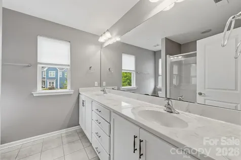 1502 Sharon Road W Charlotte NC 28210