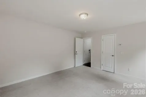1502 Sharon Road W Charlotte NC 28210