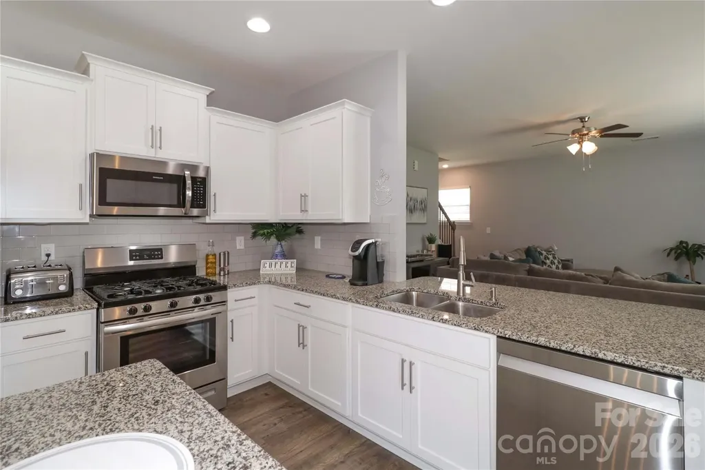 124 Kingsway Drive Mooresville NC 28115