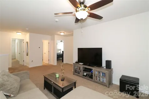 124 Kingsway Drive Mooresville NC 28115
