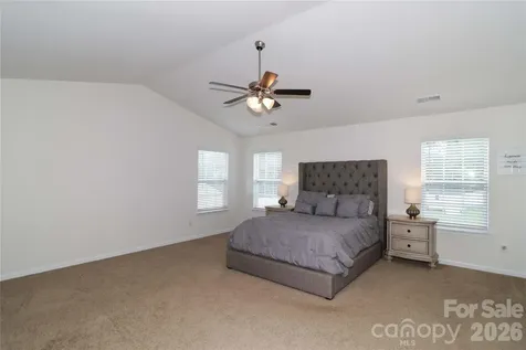 124 Kingsway Drive Mooresville NC 28115