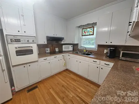 2078 Knight Road Lancaster SC 29720