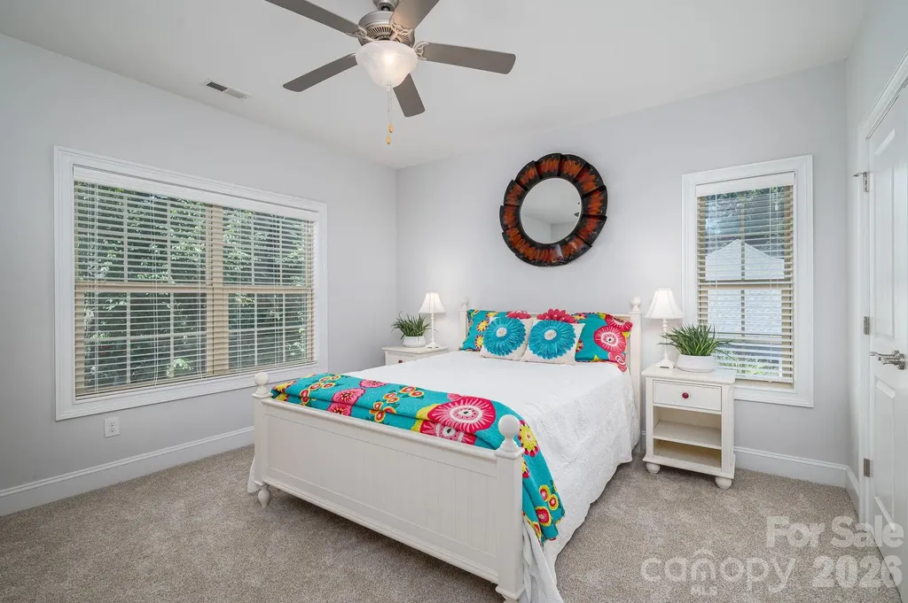 1017 Peninsula Drive Belmont NC 28012