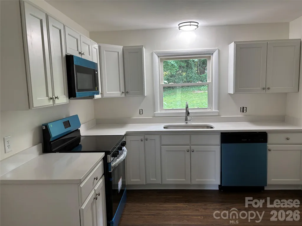 2627 Dora Drive Charlotte NC 28215