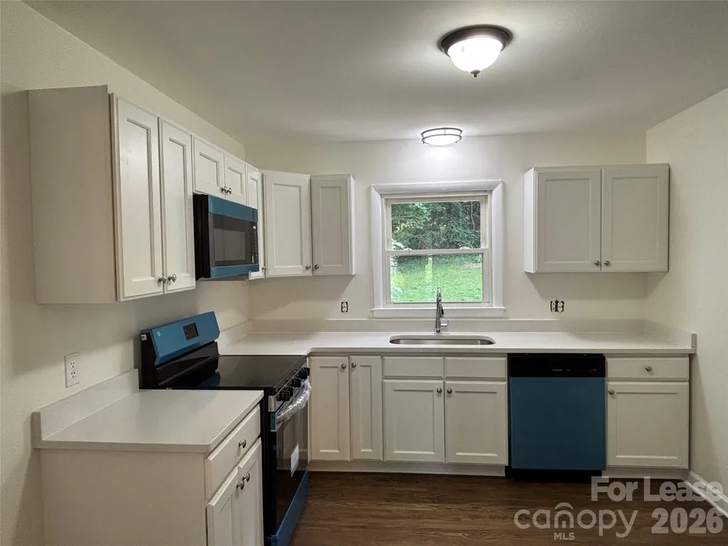 2627 Dora Drive Charlotte NC 28215
