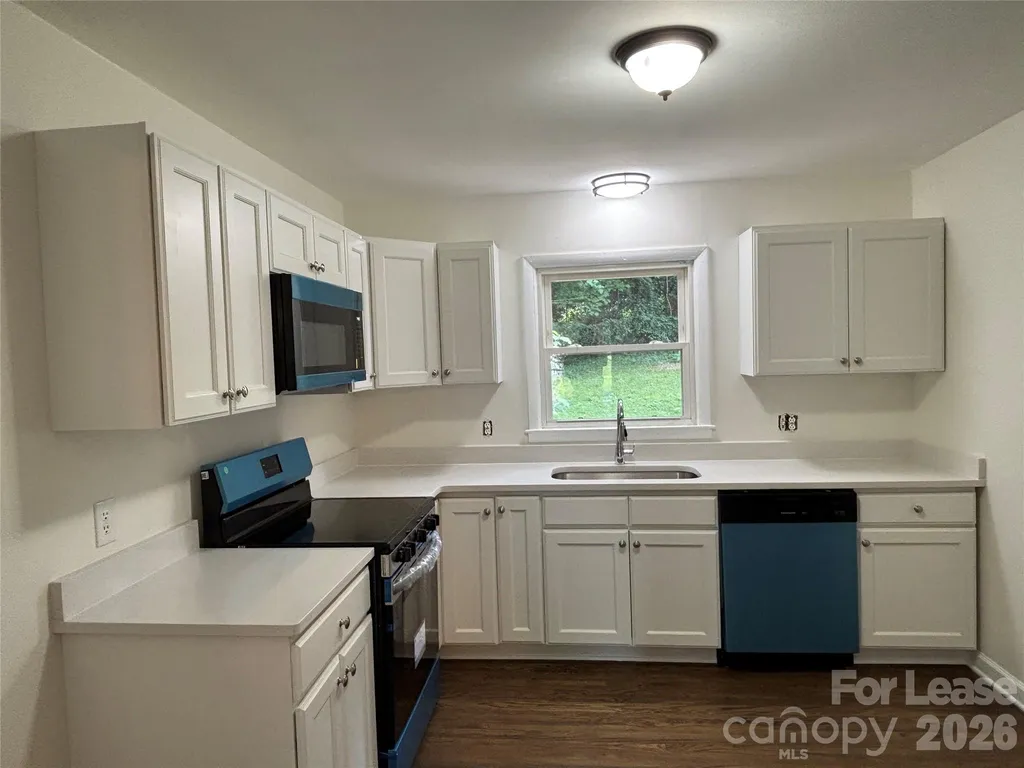 2627 Dora Drive Charlotte NC 28215