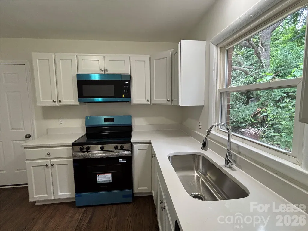 2627 Dora Drive Charlotte NC 28215