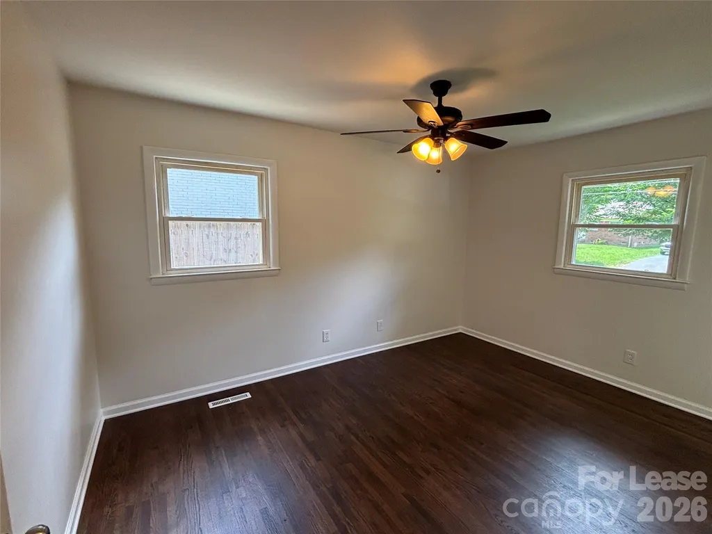 2627 Dora Drive Charlotte NC 28215