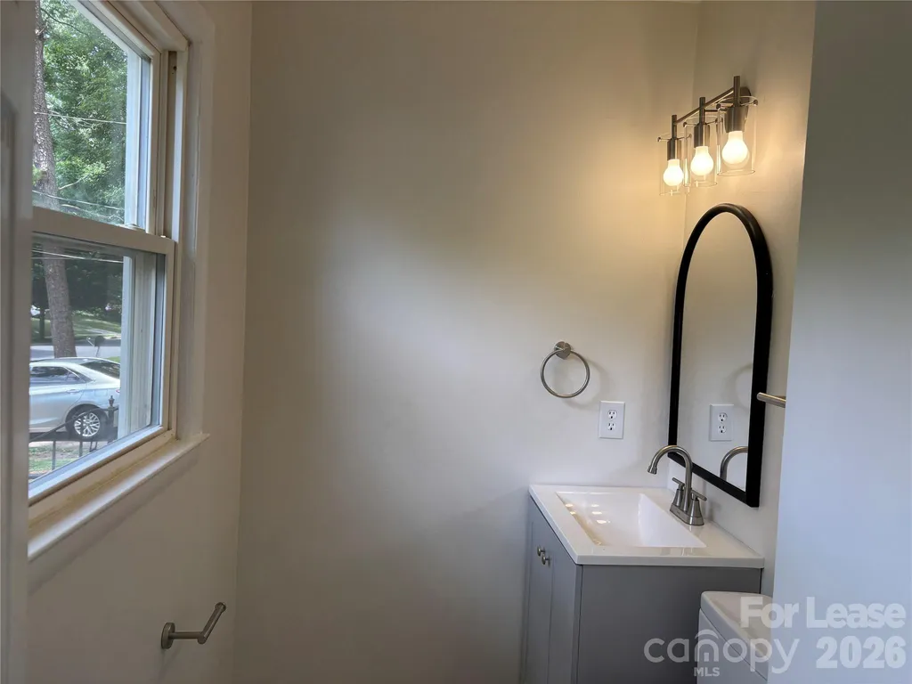 2627 Dora Drive Charlotte NC 28215